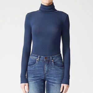 NWOT Navy Turtleneck Stretchy & Lightweight